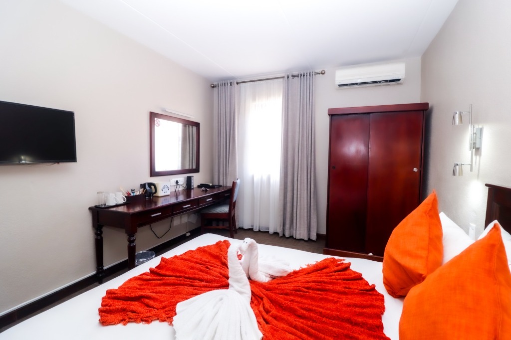 Romantic Towel Swans